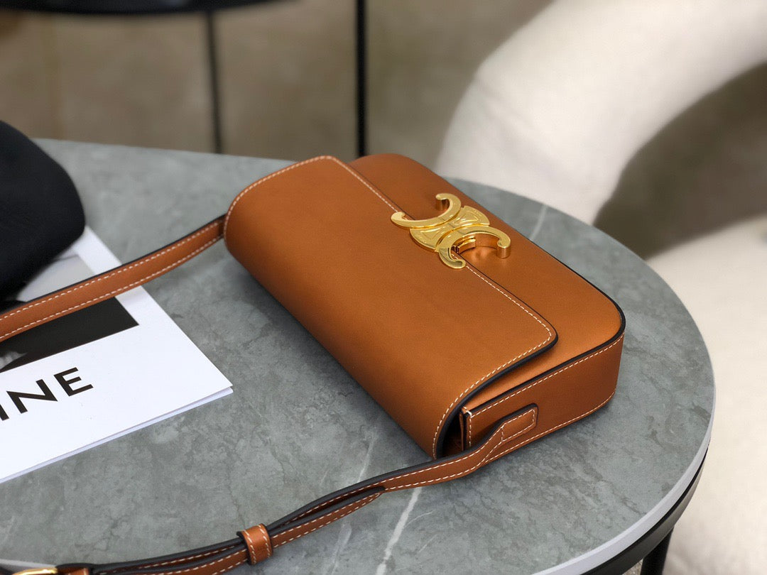 CEL TRIOMPHE SHOULDER BAG