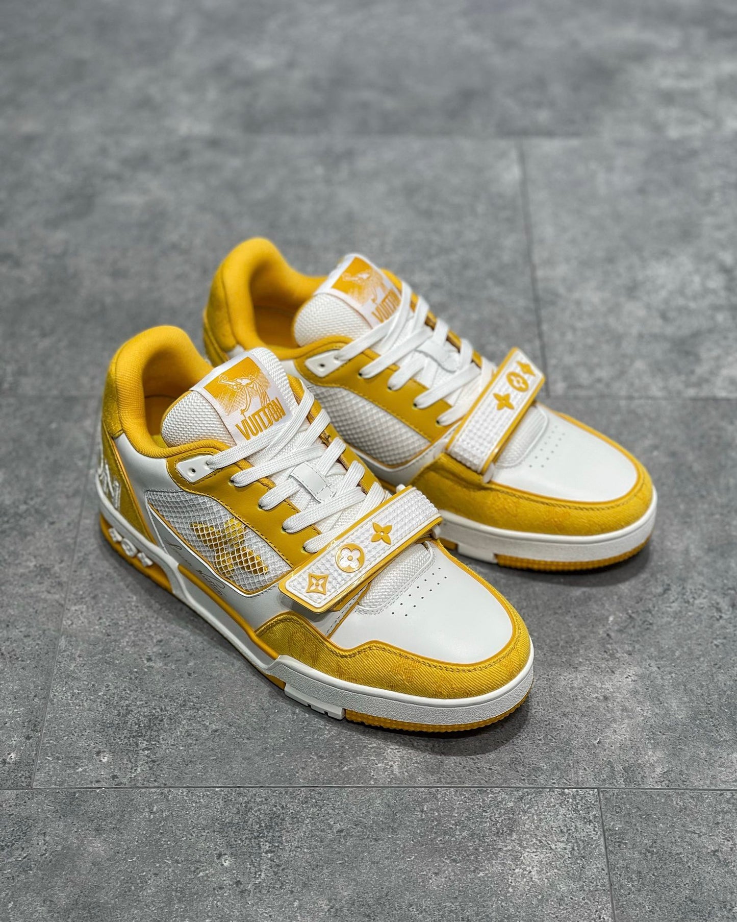 LOU TRAINERS