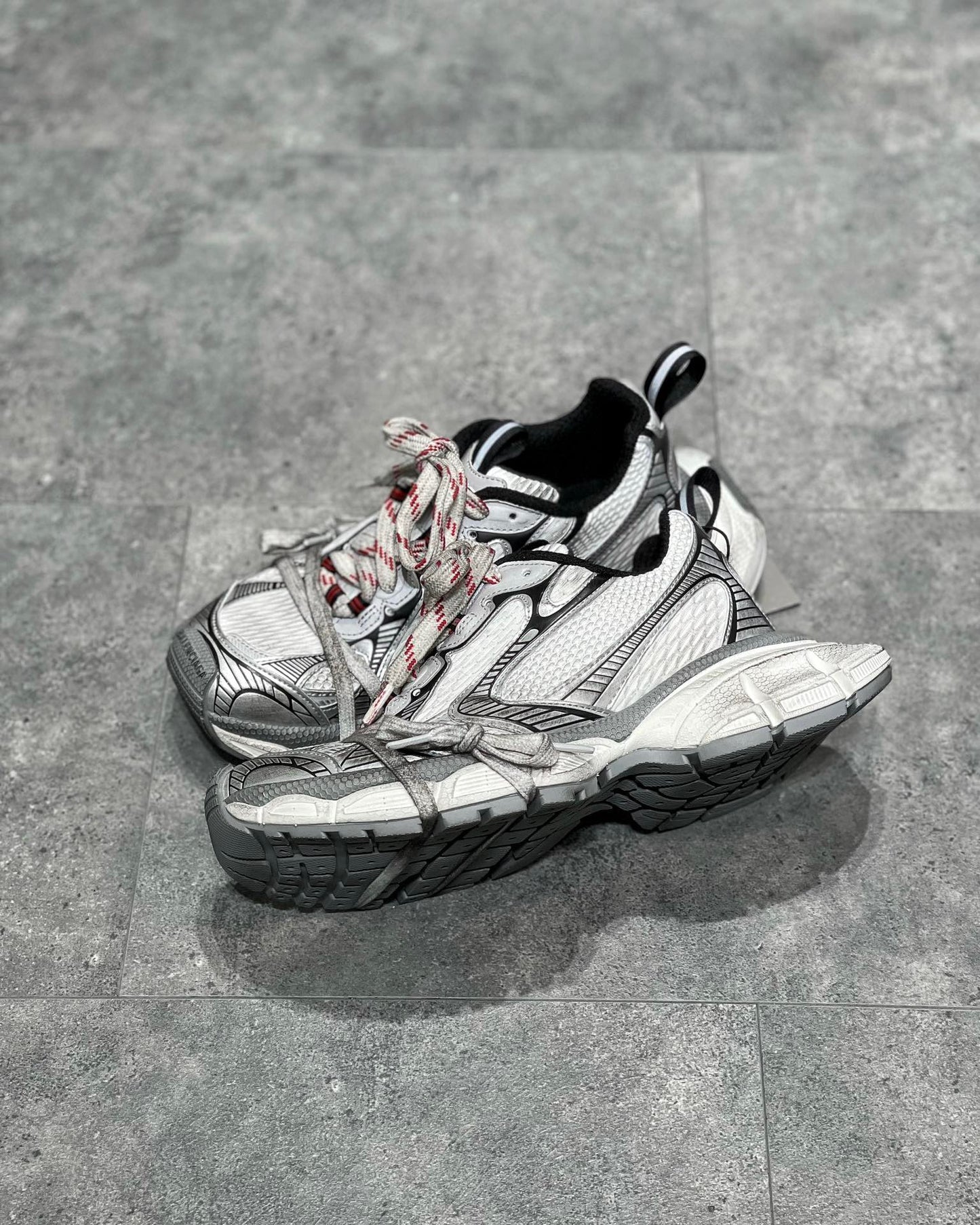 BAL 3XL TRAINERS