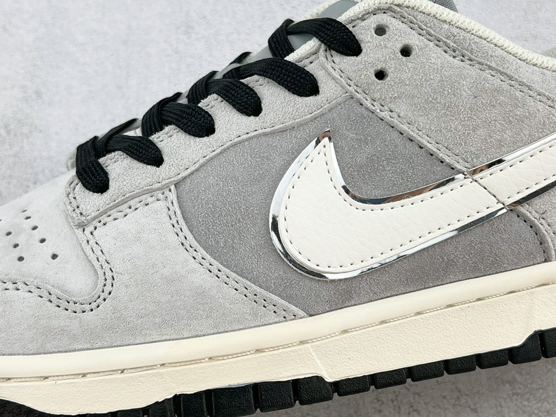 DUNK LOW x OTOMO KATUSHIRO