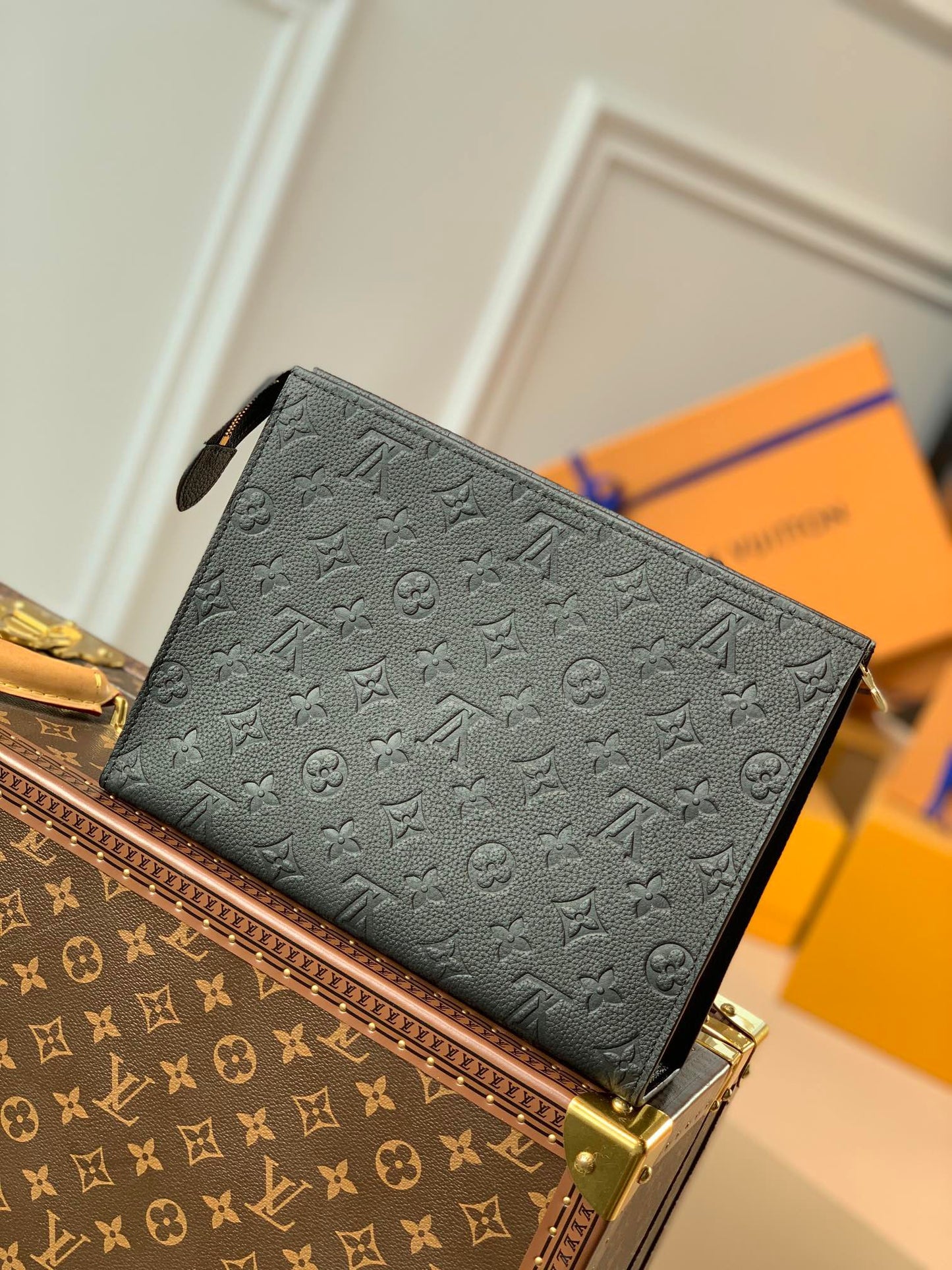 LOU POCHETTE VOYAGE MM