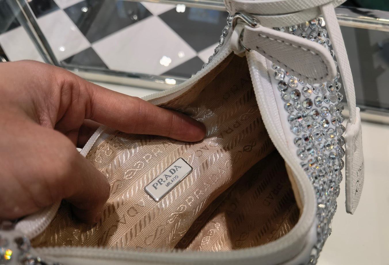 PD RE-EDITION 2000 SHOULDER BAG