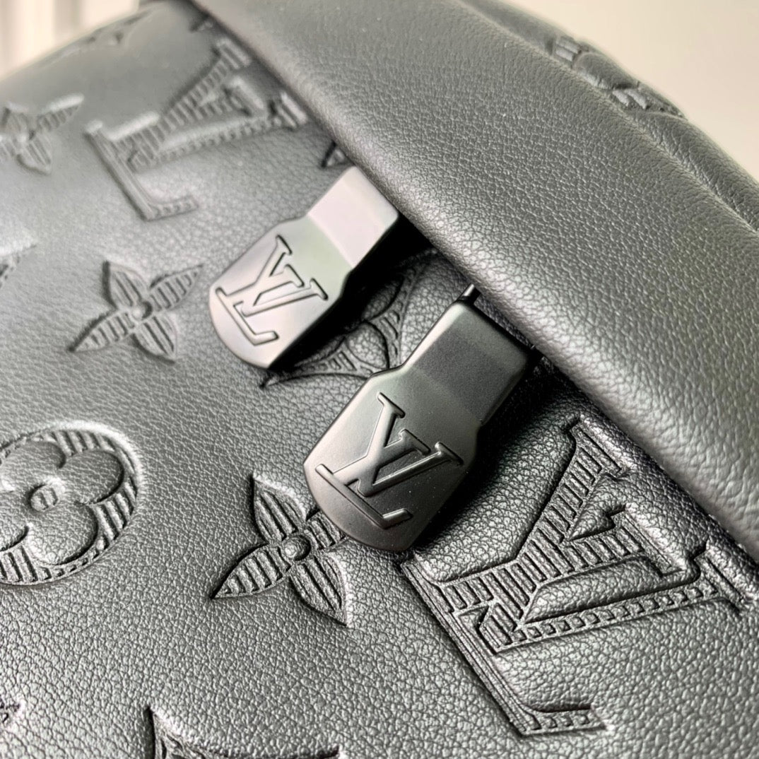 LOU DISCOVERY BUMBAG