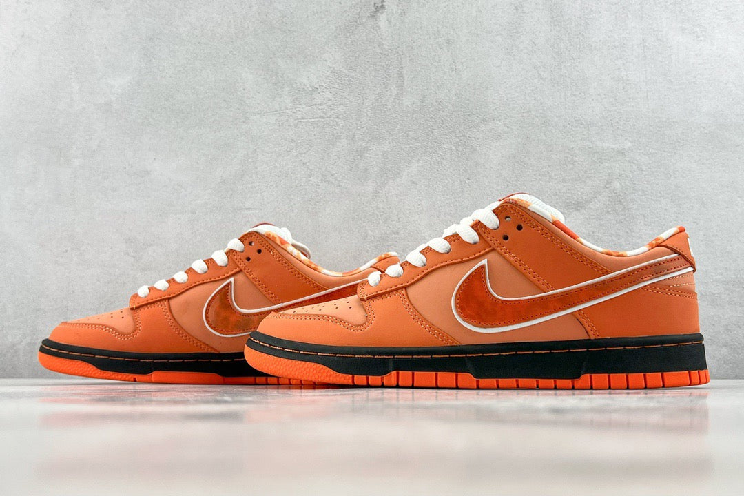 DUNK LOW ORANGE LOBSTER