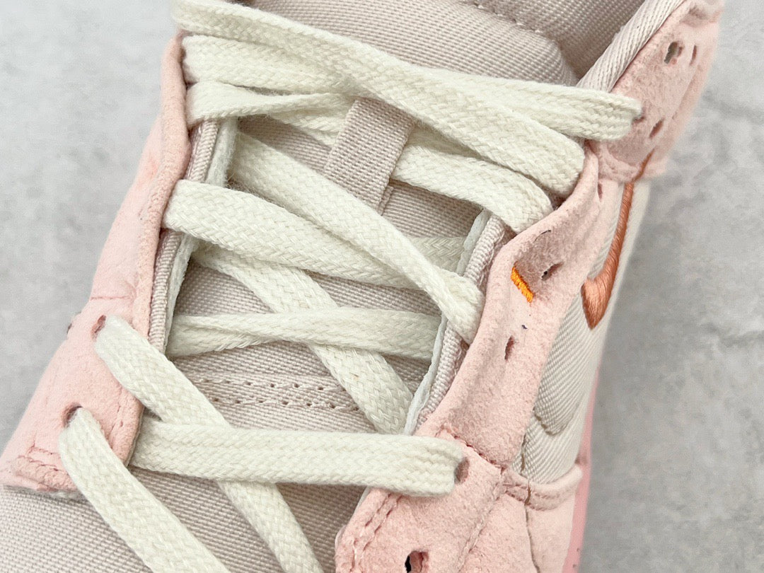 DUNK LOW DISRUPT 2