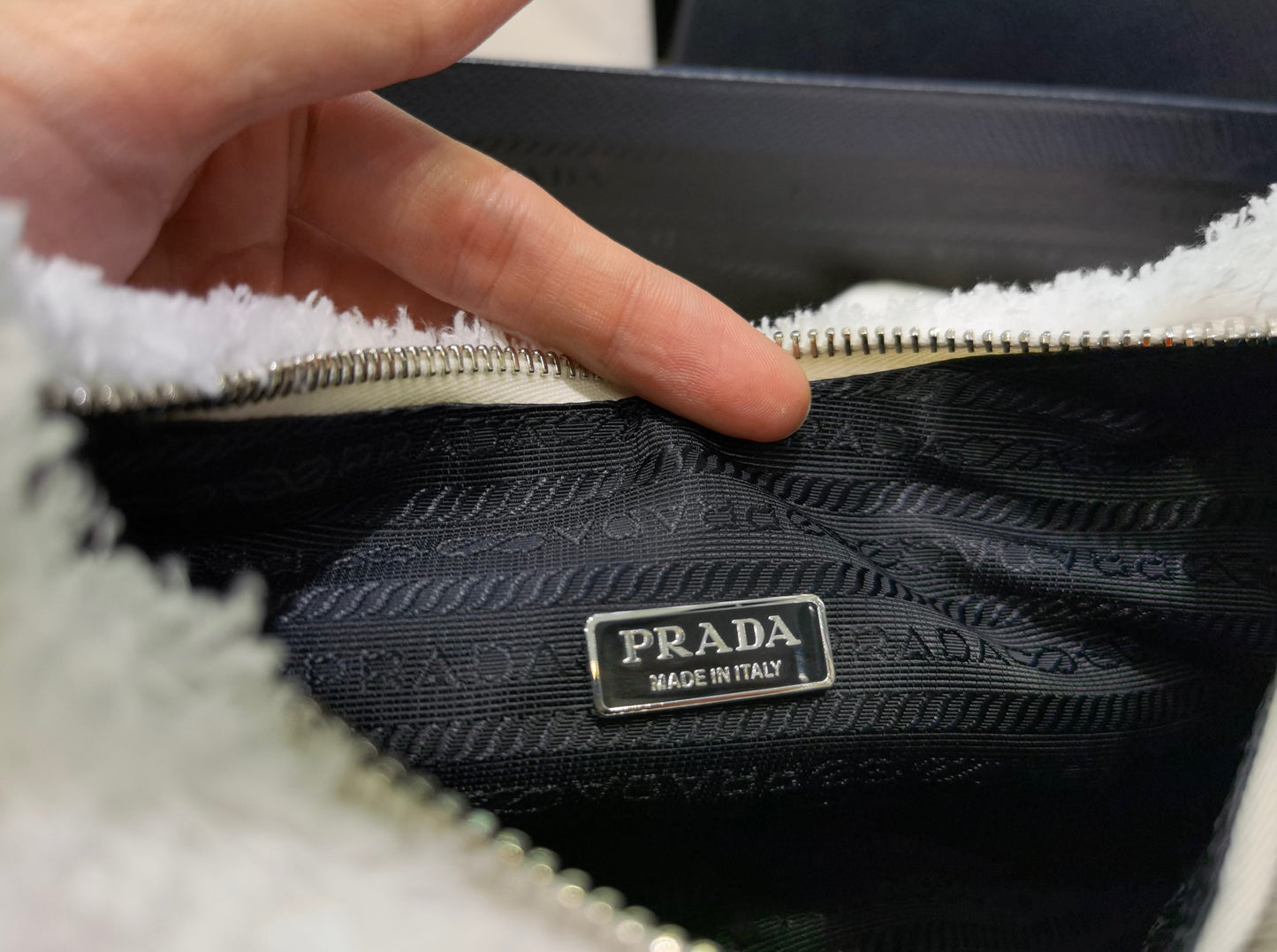 PD RE-EDITION 2000 TERRY SHOULDER BAG
