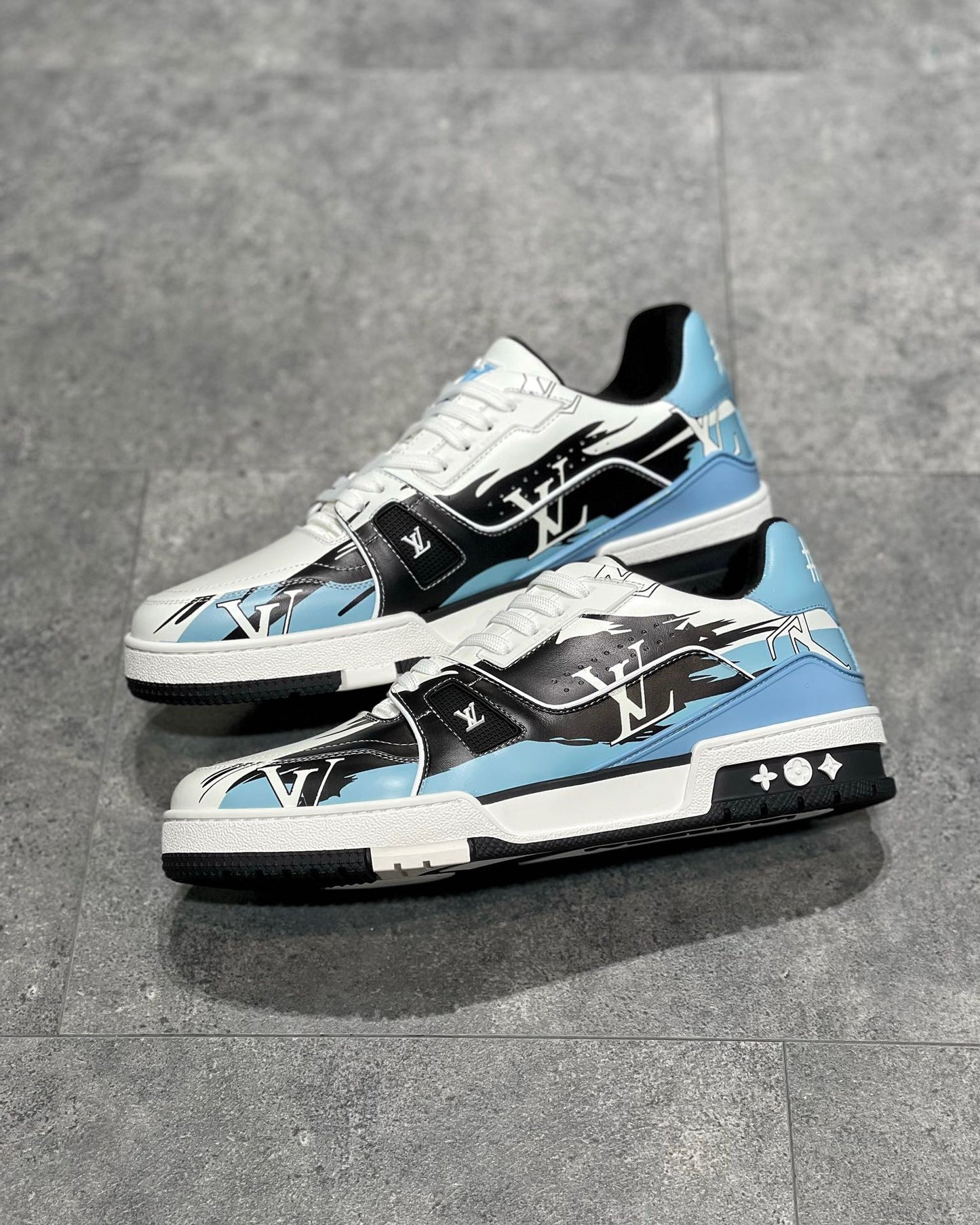 LOU TRAINERS