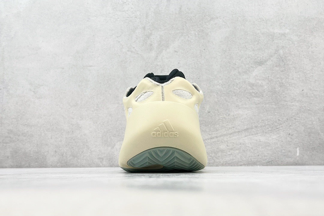 YEEZY 700 V3 AZAEL