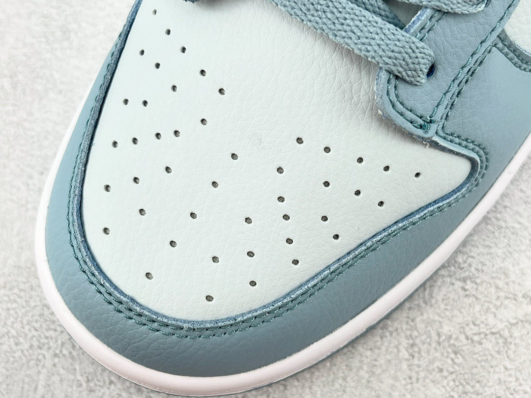 DUNK LOW BLUE