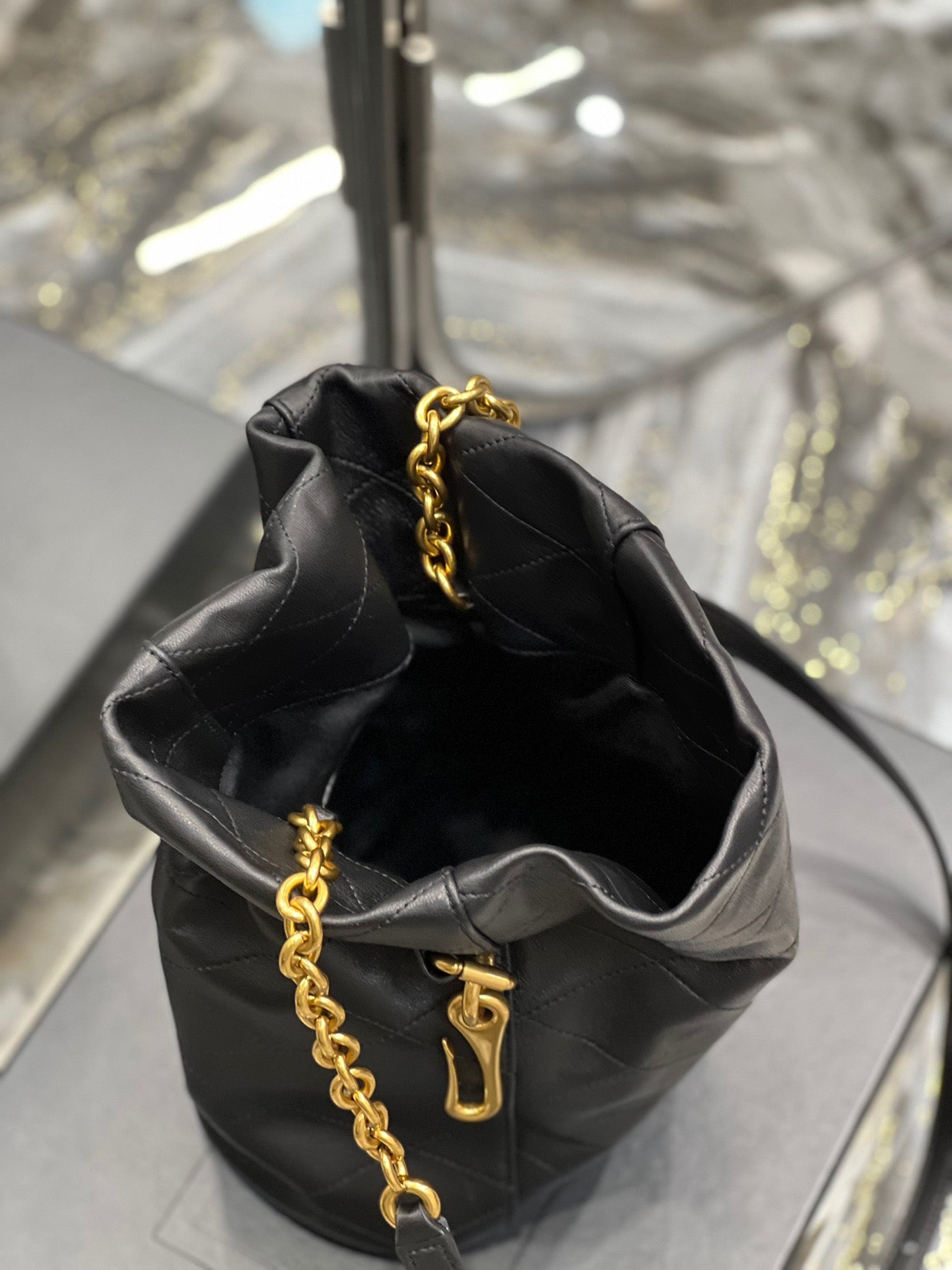 SL LE MAILLON HOOK BUCKET BAG