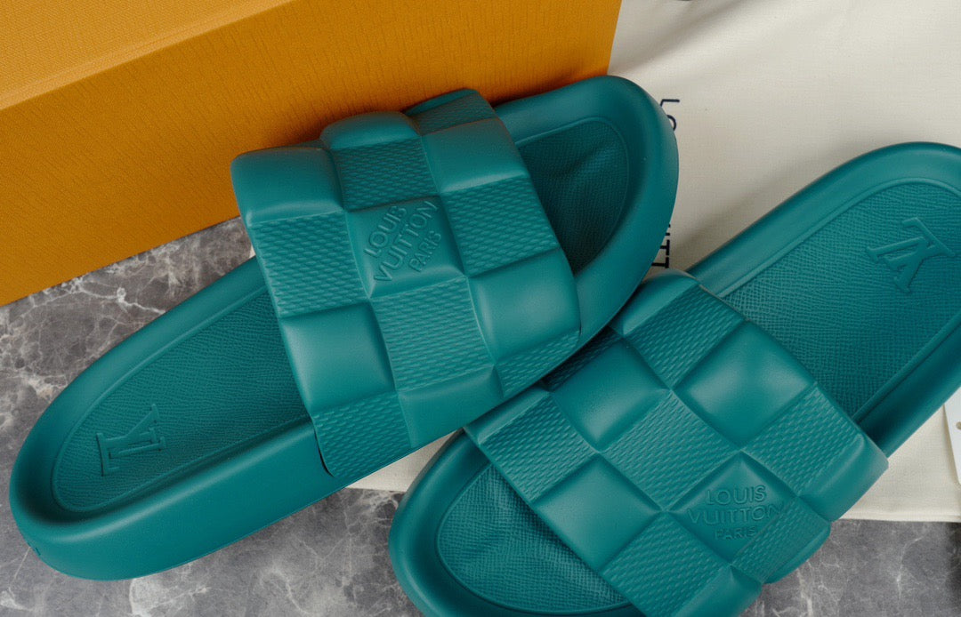 LOU WATERFRONT MULES