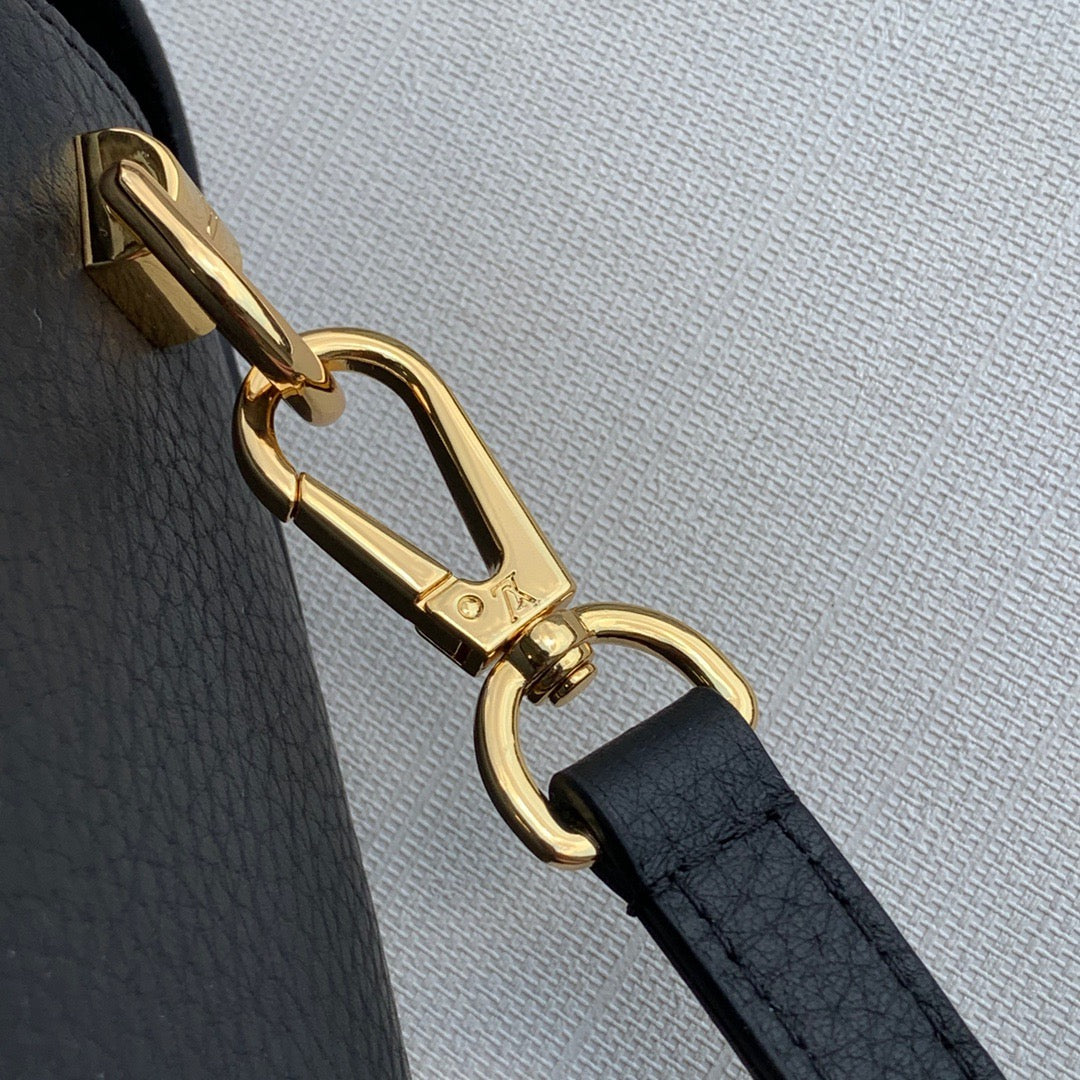 LOU TWIST PM BAG