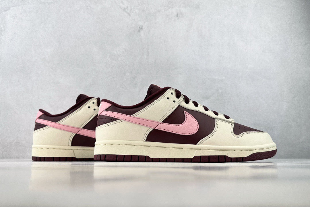 DUNK LOW VALENTINES