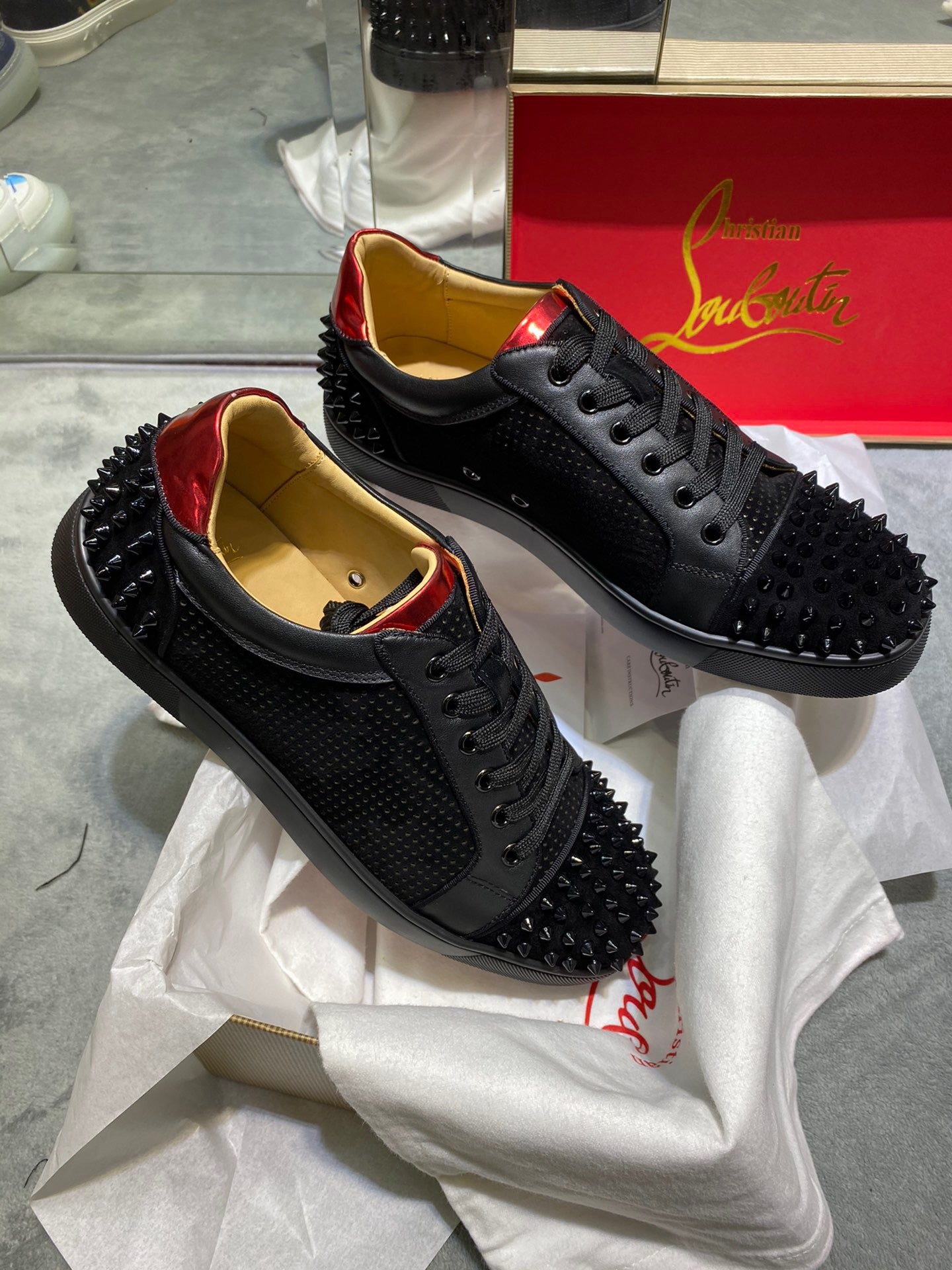 CL SPIKES SNEAKERS