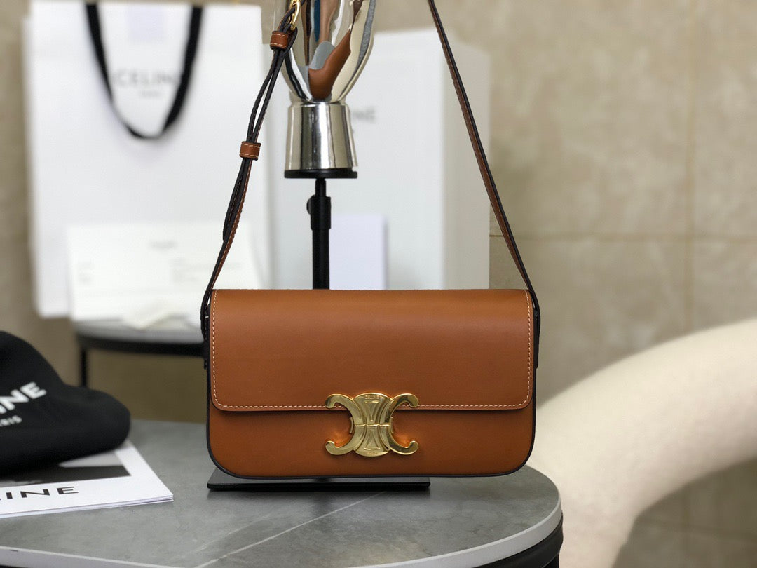 CEL TRIOMPHE SHOULDER BAG