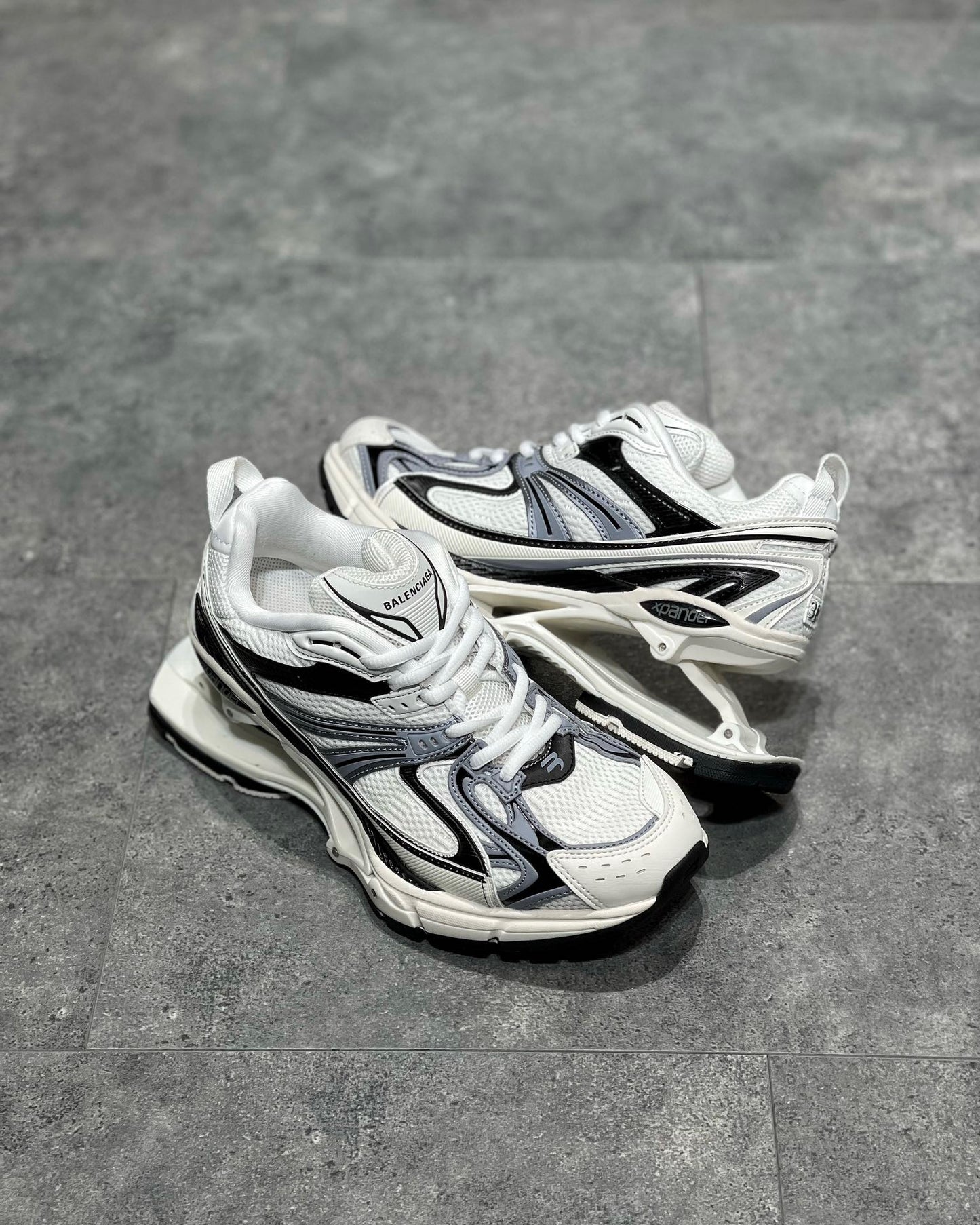 BAL X-PANDER TRAINERS