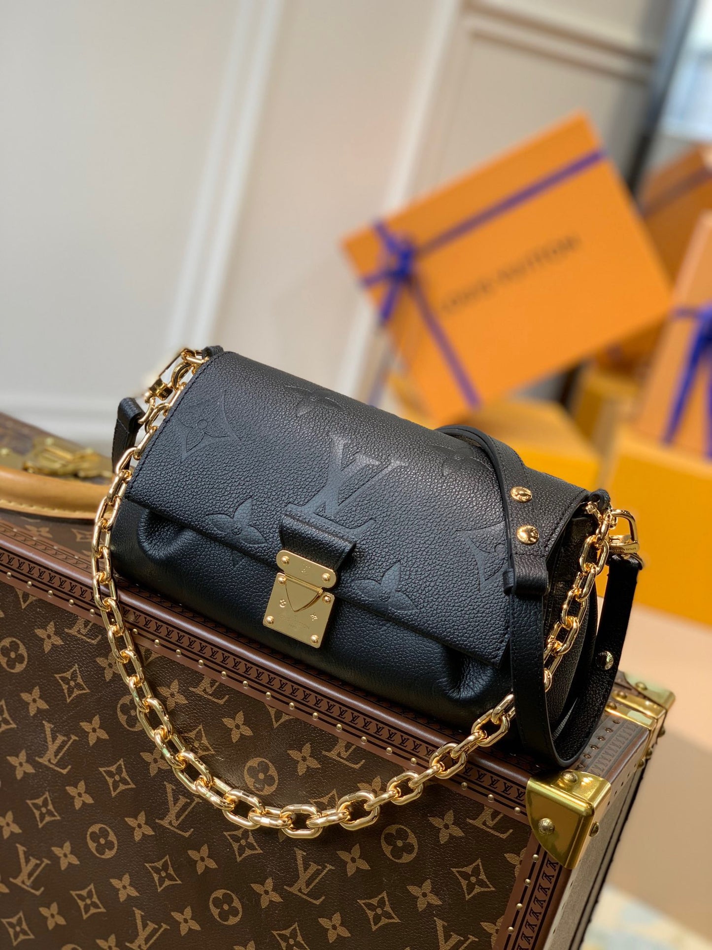 LOU FAVOURITE BAG