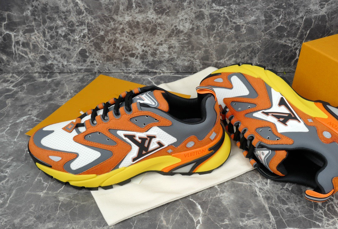 LOU RUNNER TATIC