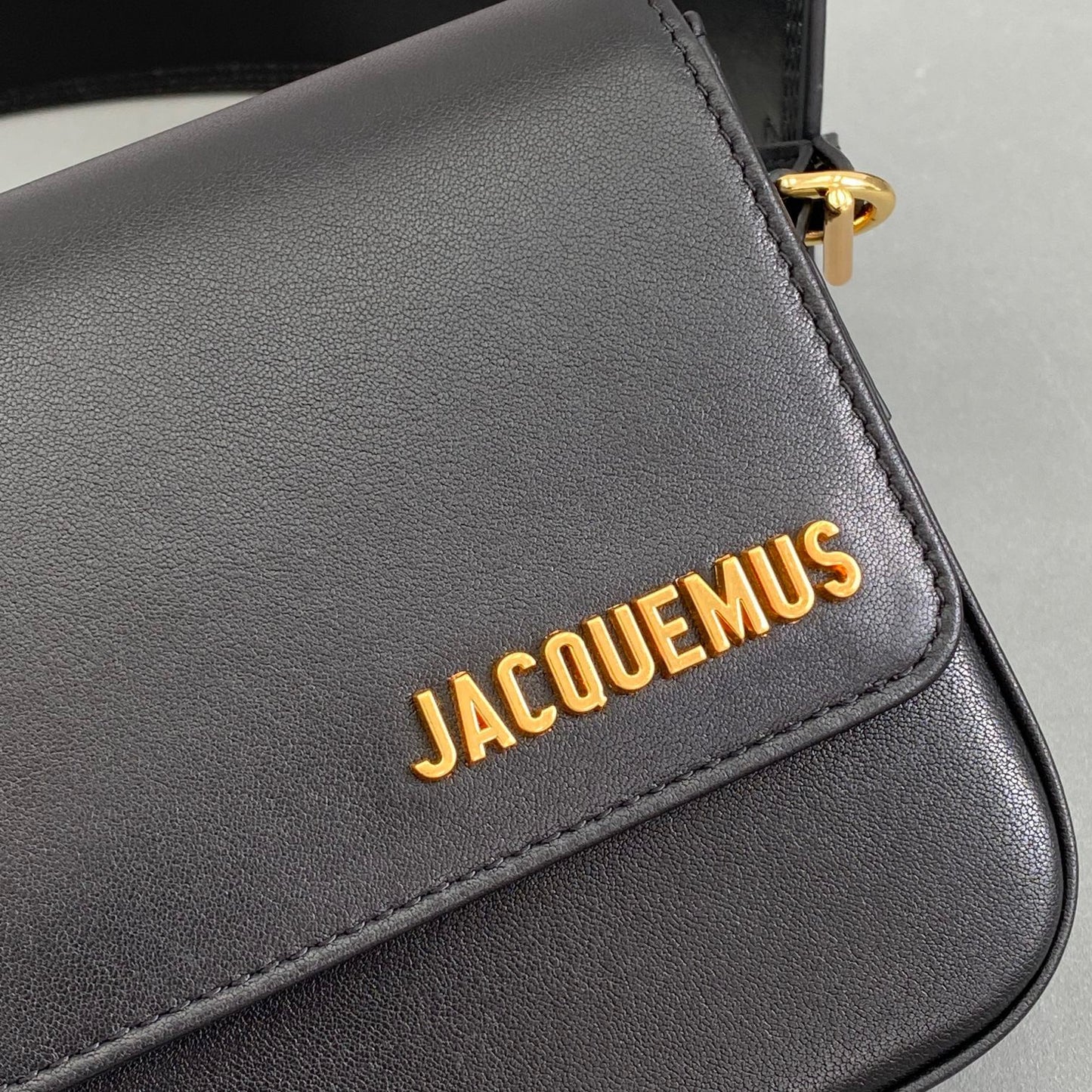 JACQ LA MONTAGNE BAG