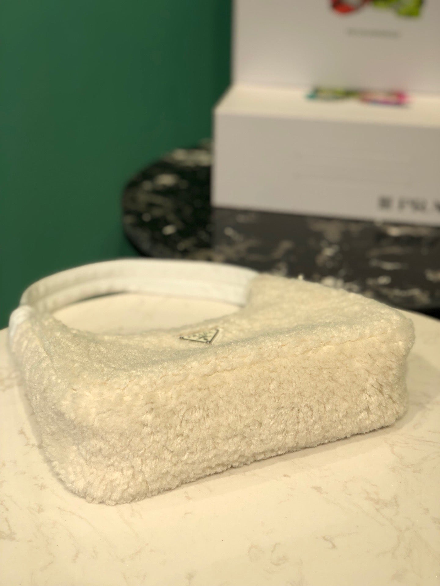 PD RE-EDITION 2000 WOOL BAG