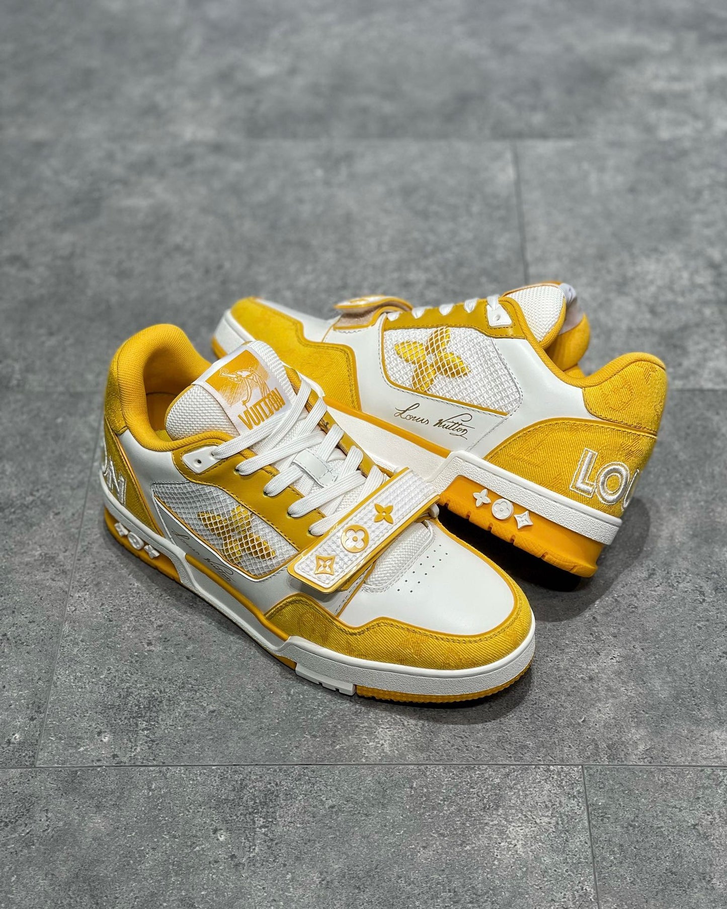 LOU TRAINERS