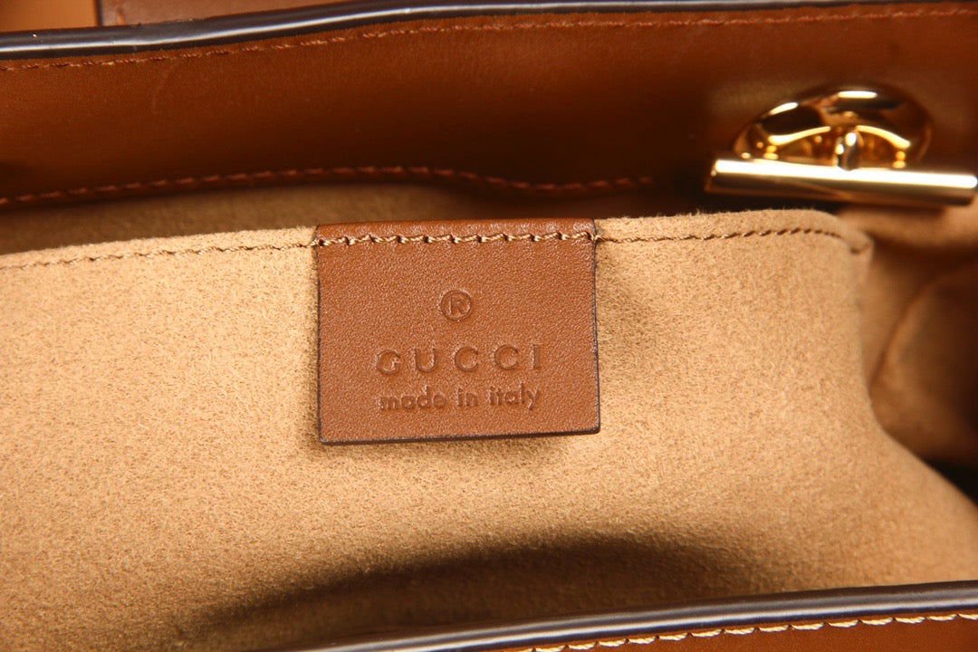 GG PADLOCK SMALL SHOULDER BAG
