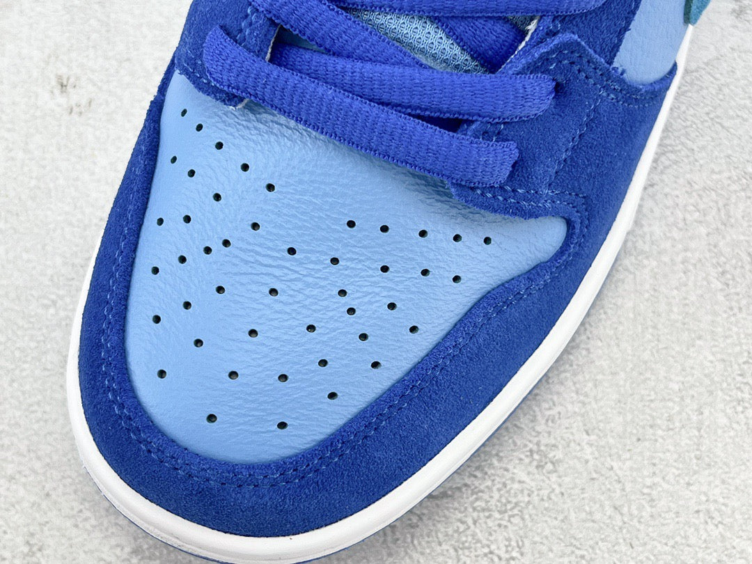 DUNK LOW BLUE RASPBERRY