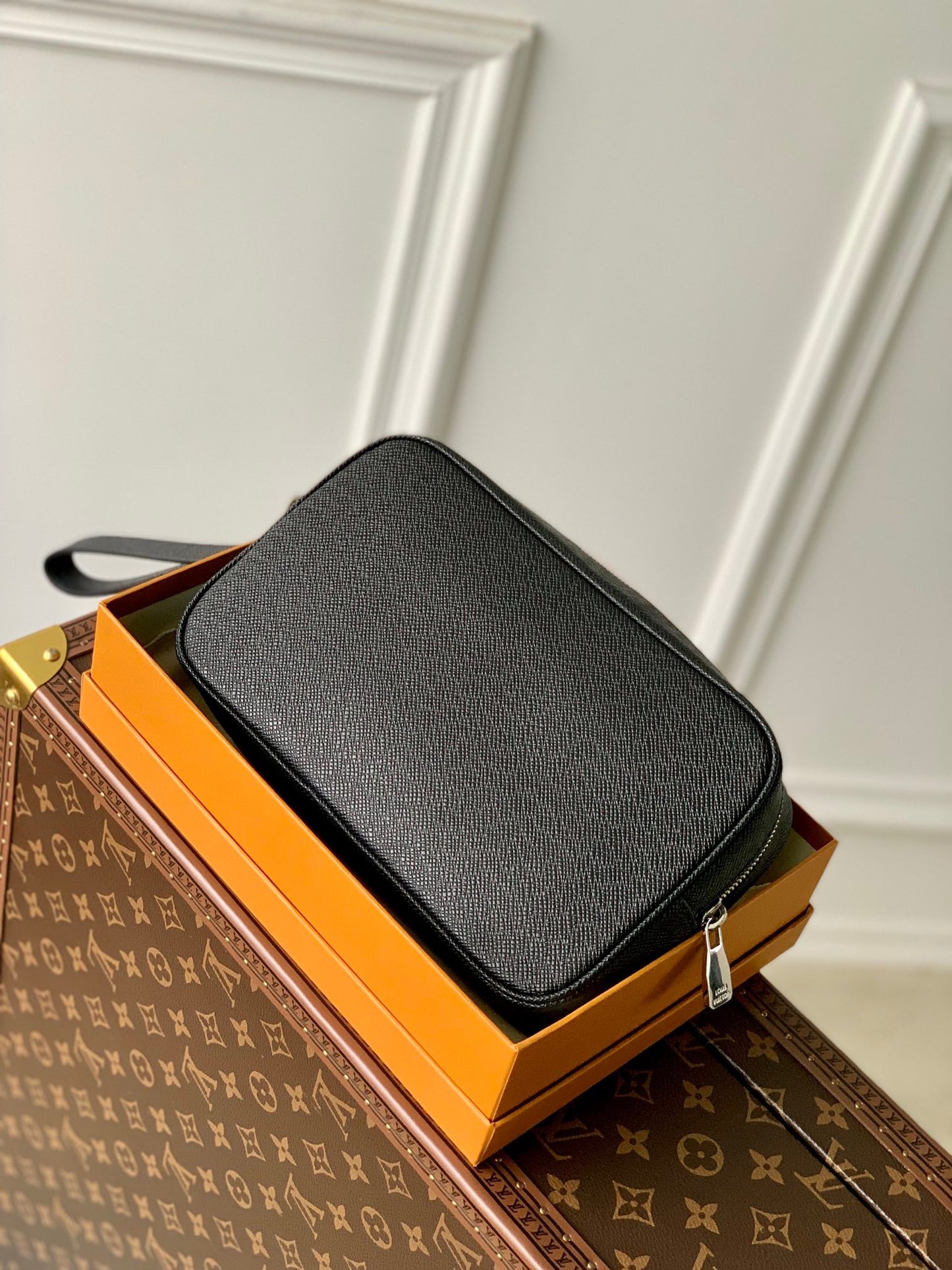 LOU POCHETTE KASAI