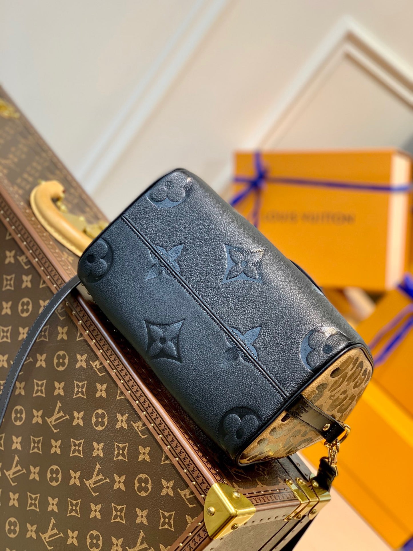 LOU SPEEDY BANDOULIÈRE 25 BAG