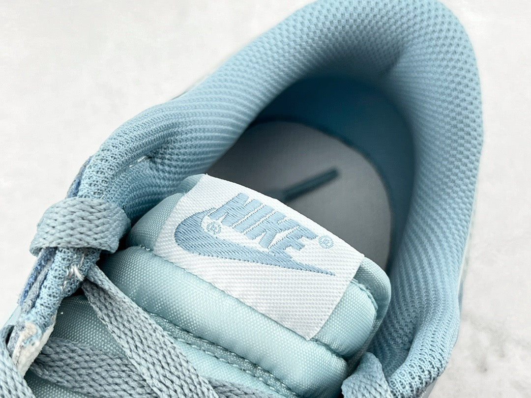 DUNK LOW BLUE