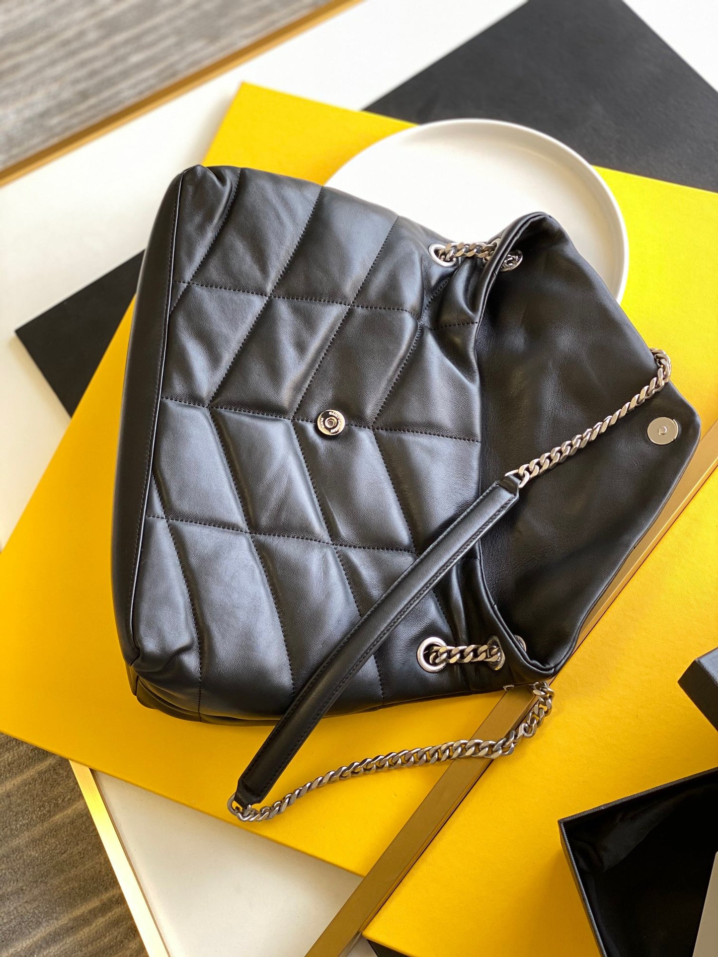 SL MEDIUM BAG IN QUILTED LAMBSKIN