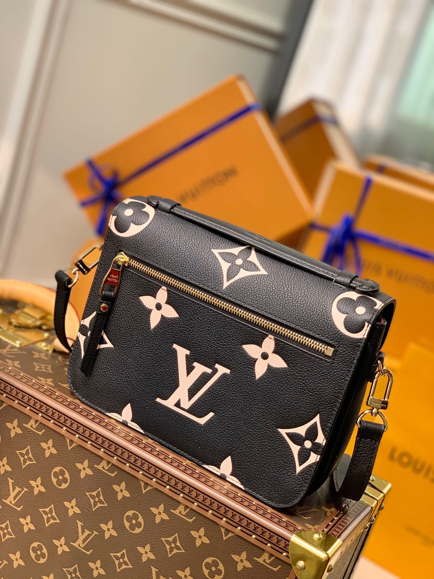LOU POCHETTE MÉTIS