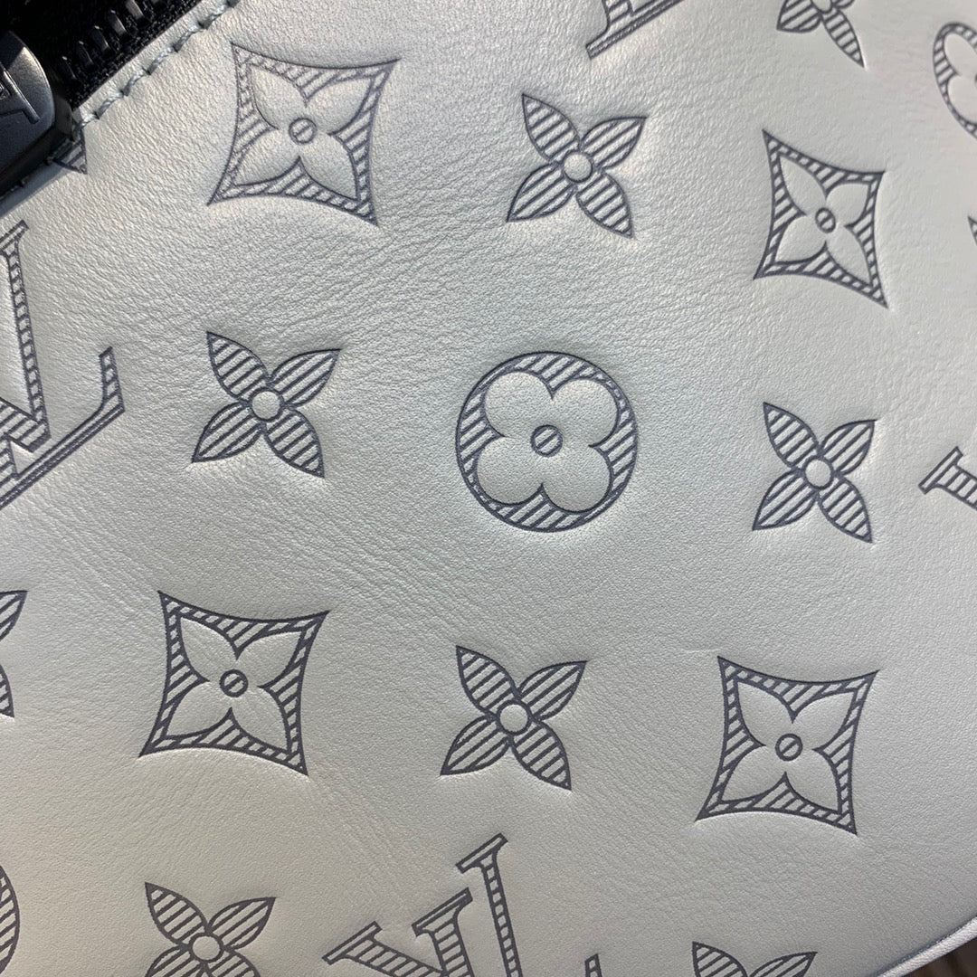 LOU DISCOVERY BUMBAG