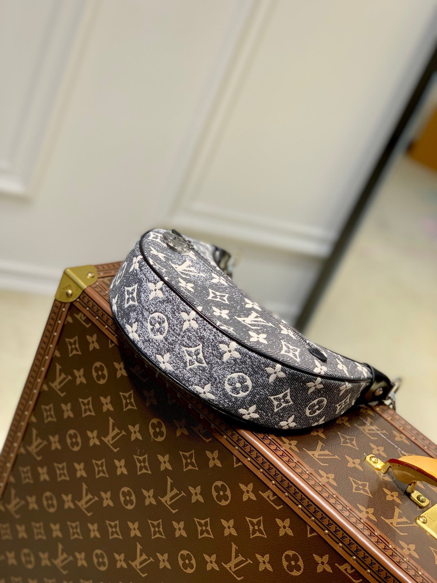 LOU LOOP BAG