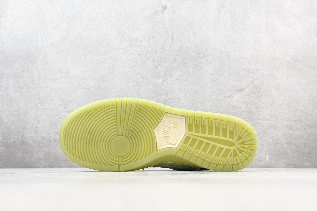 DUNK LOW MUMMY