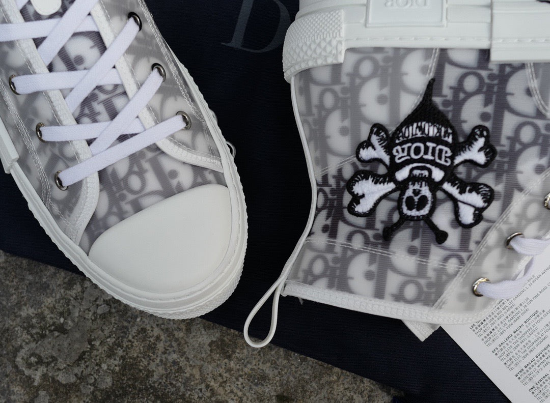 CD B23 SNEAKERS