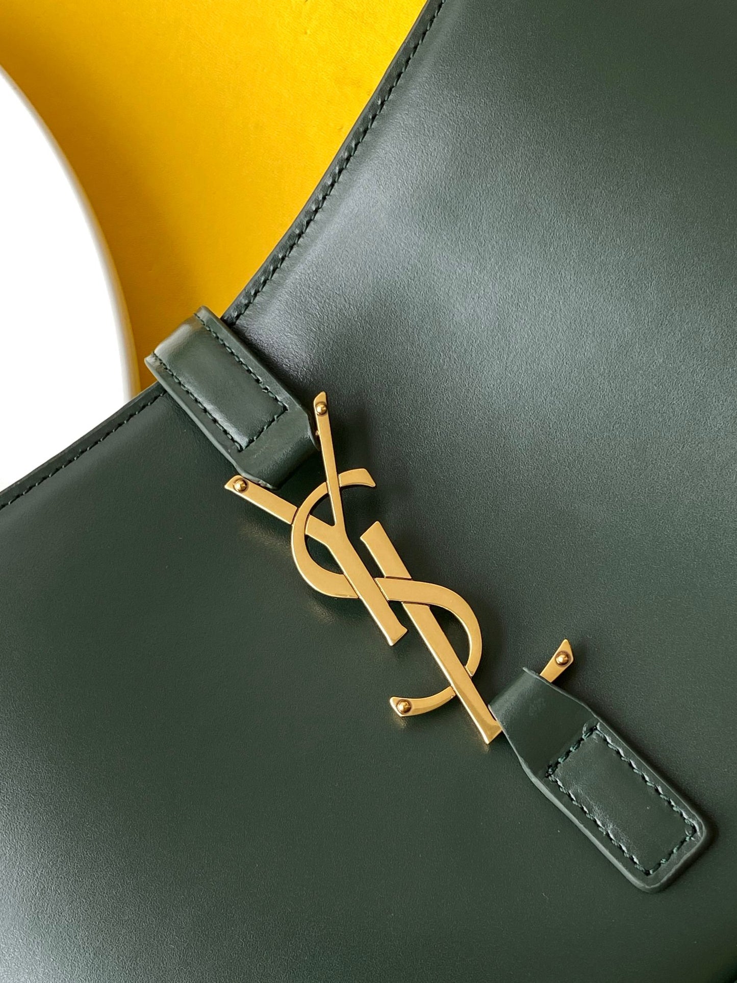 SL LE 5 A 7 HOBO BAG