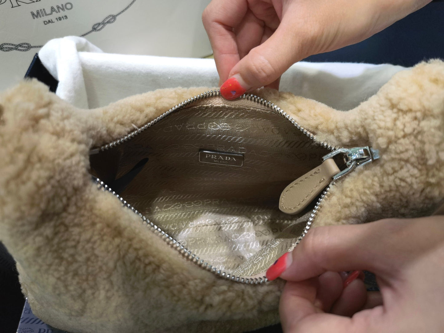 PD RE-EDITION 2000 SHEARLING SHOULDER BAG