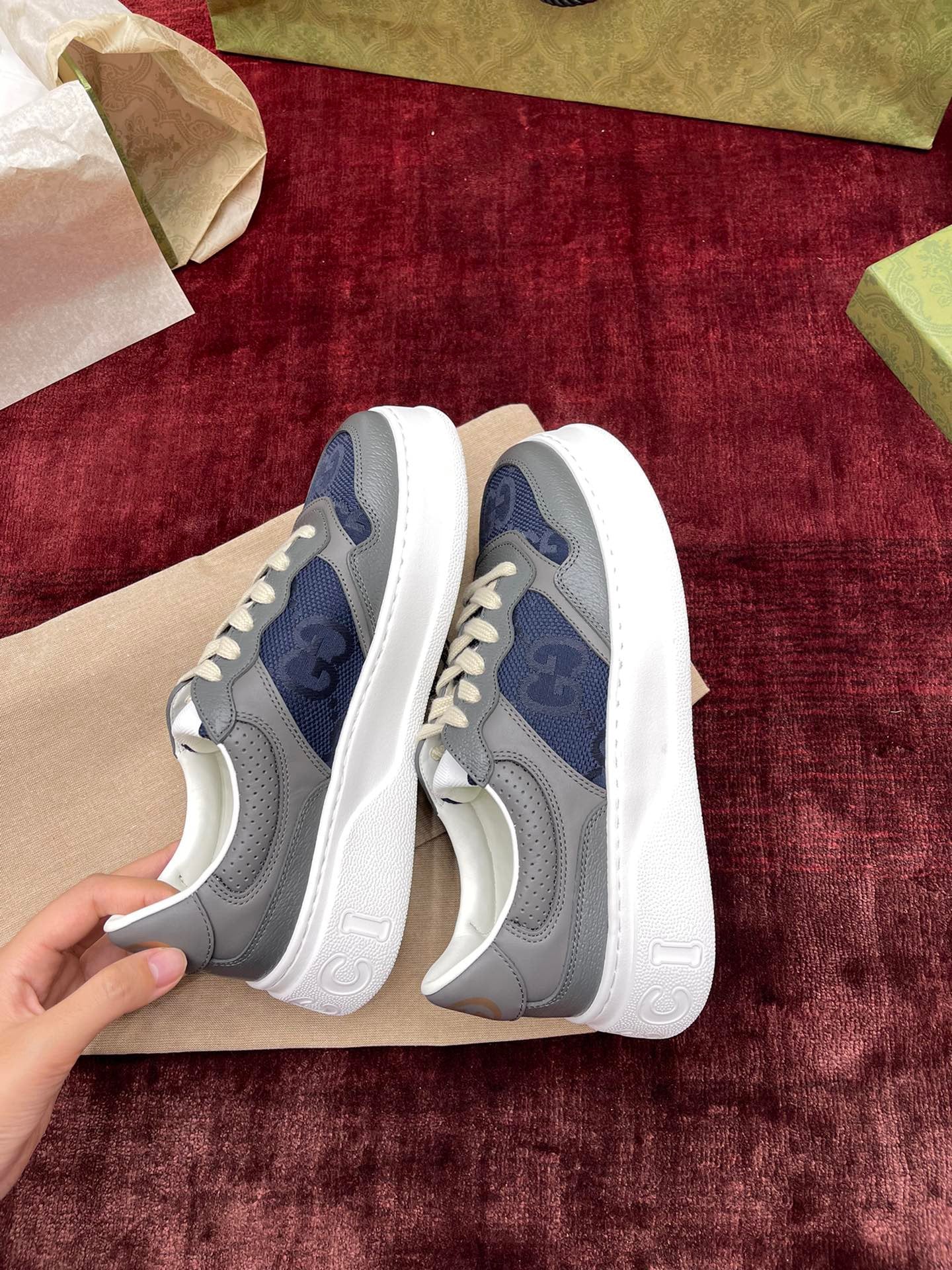 GG SUPREME TRAINERS