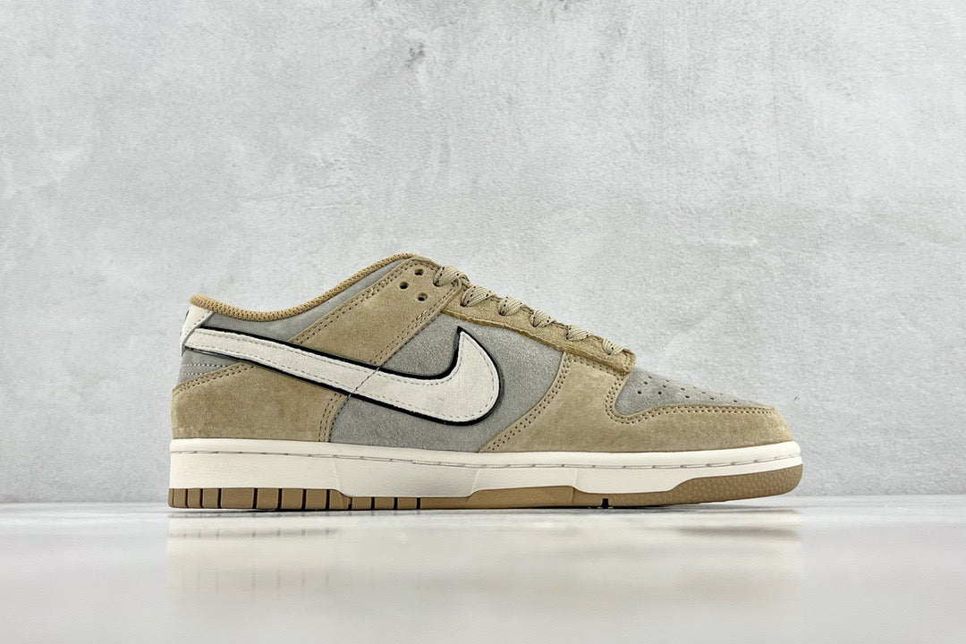 DUNK LOW x OTOMO KATUSHIRO