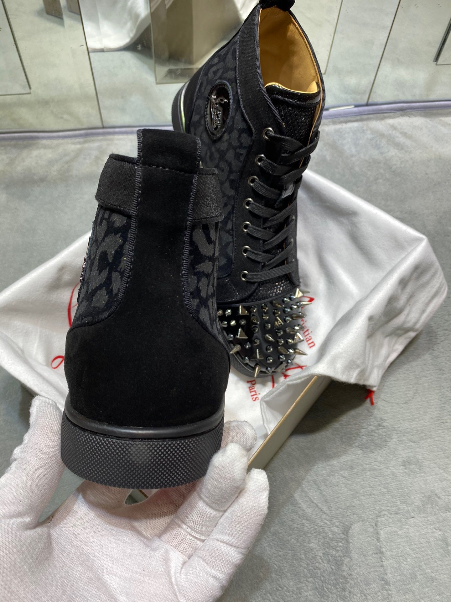 CL SPIKES SNEAKERS