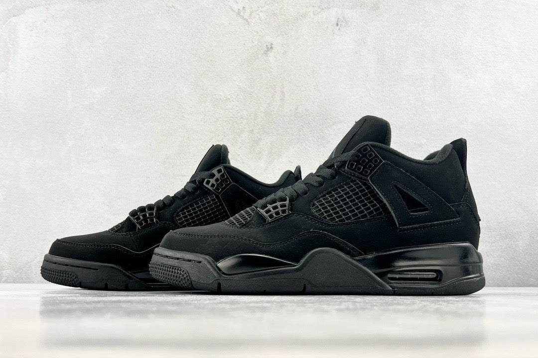 JORDAN 4 BLACK