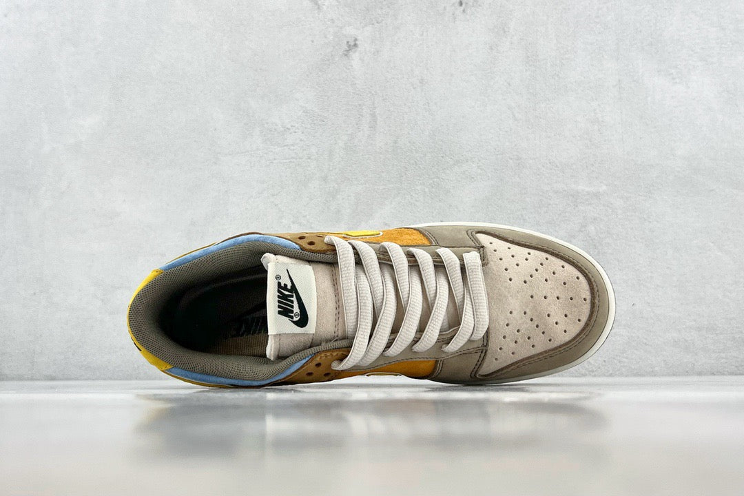 DUNK LOW x OTOMO KATUSHIRO