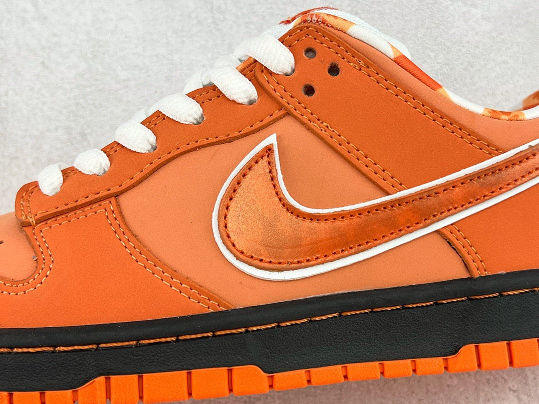 DUNK LOW ORANGE LOBSTER