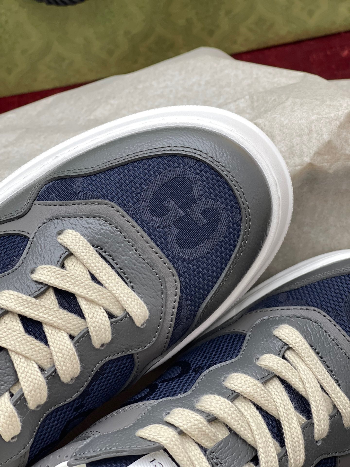 GG SUPREME TRAINERS
