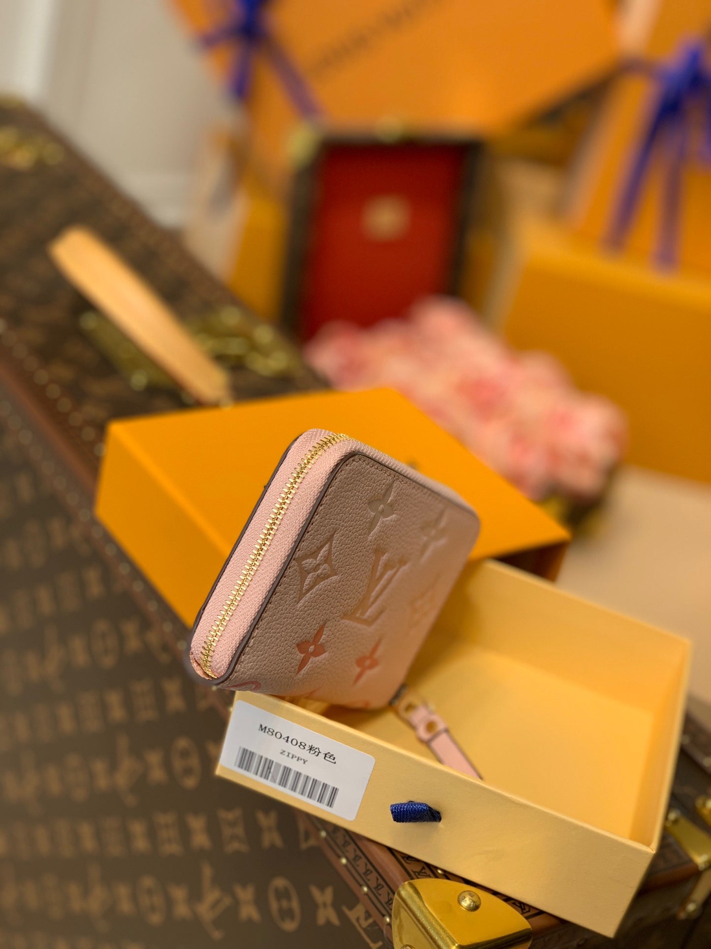 LOU SARAH WALLET