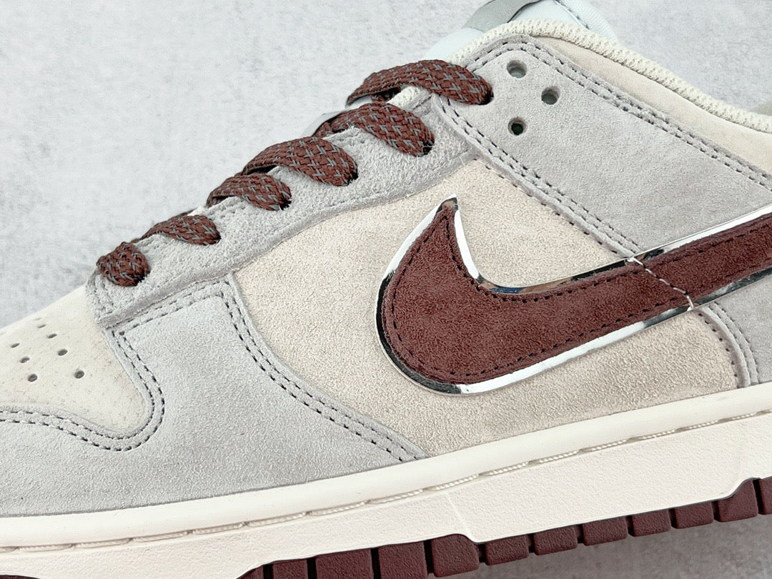 DUNK LOW x OTOMO KATUSHIRO