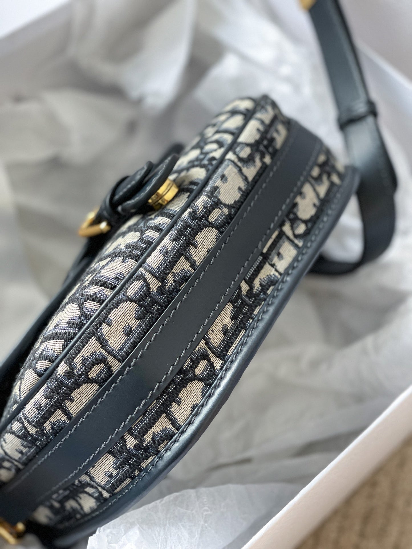 CD MEDIUM BOBBY BAG