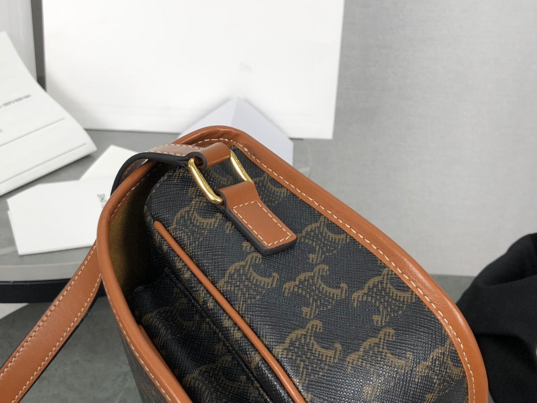 CEL MEDIUM FOLCO BAG