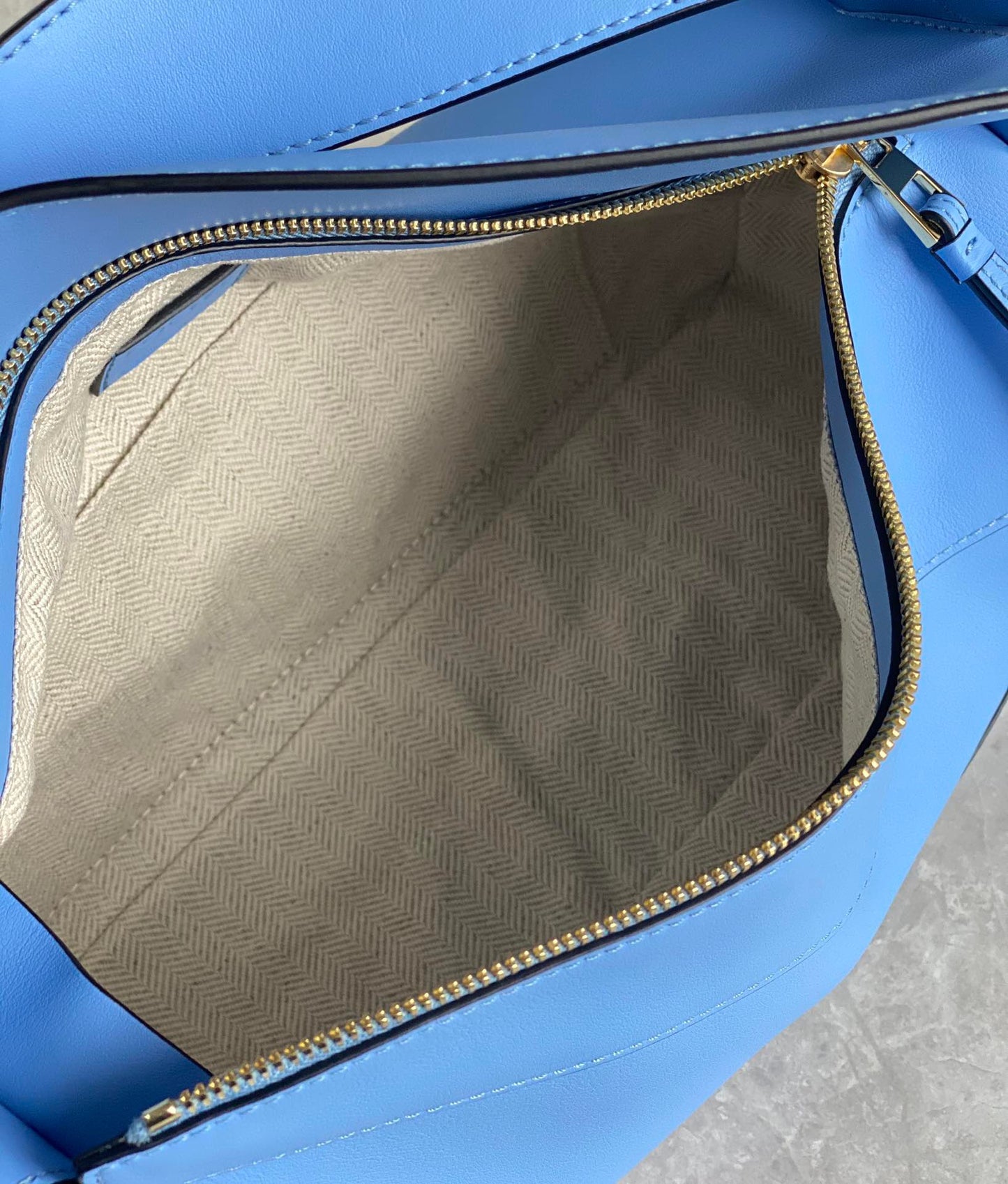 LOEW PUZZLE HOBO BAG